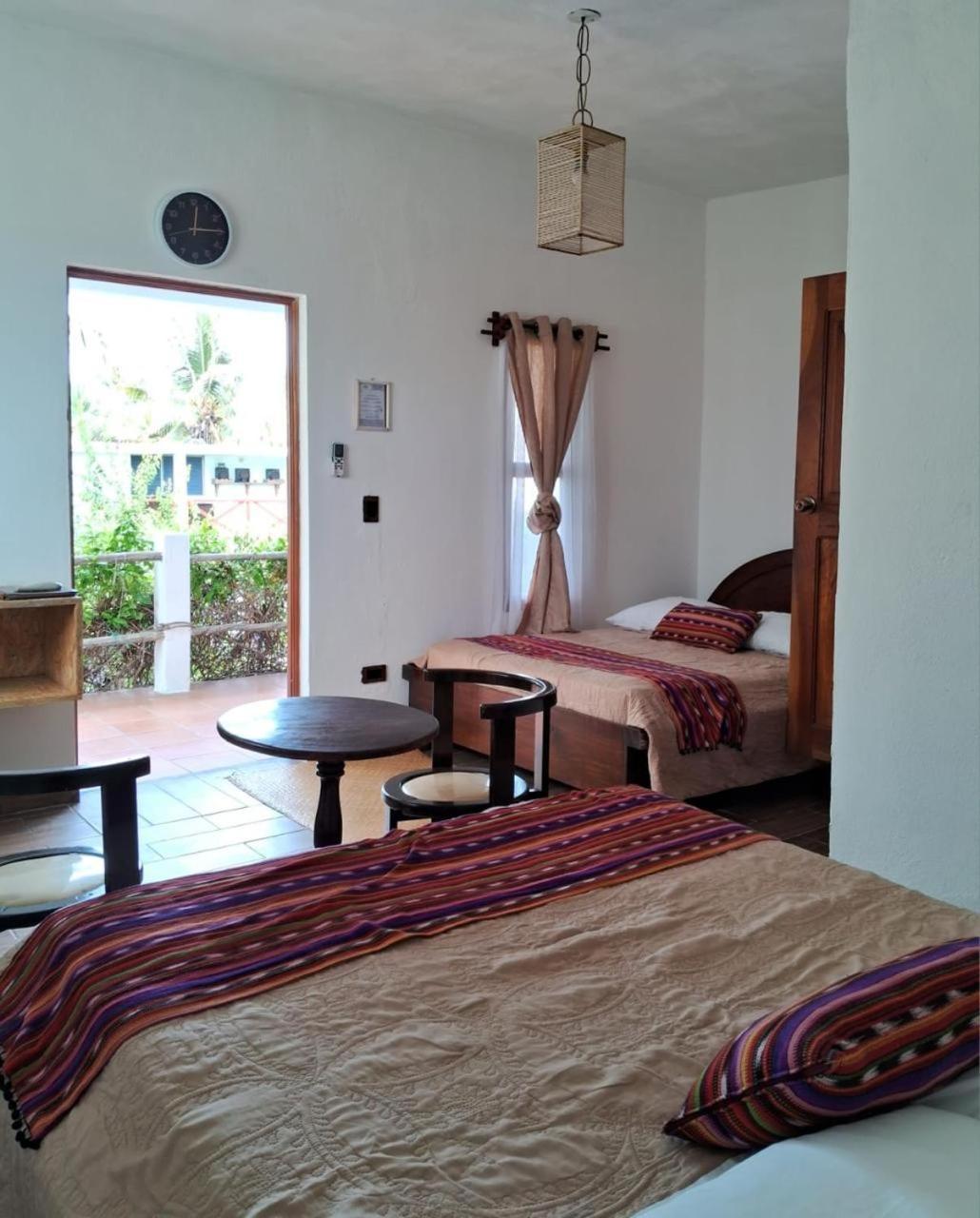 Hotel Atelie Del Mar Monterrico Ngoại thất bức ảnh