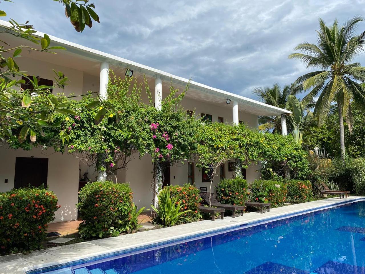 Hotel Atelie Del Mar Monterrico Ngoại thất bức ảnh